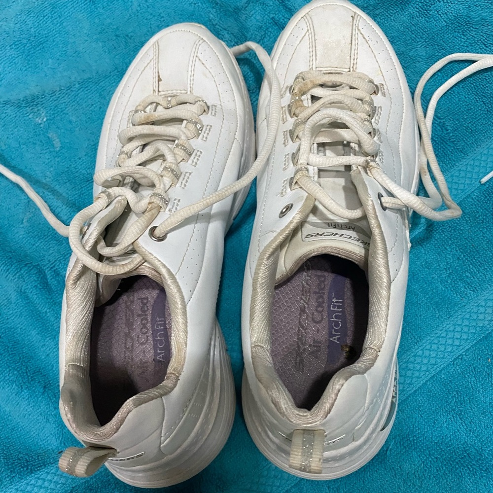 Womens rubber shoes size 8 arch fit